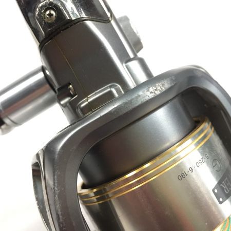  SHIMANO シマノ 02 ツインパワー 8000HG 本体のみ