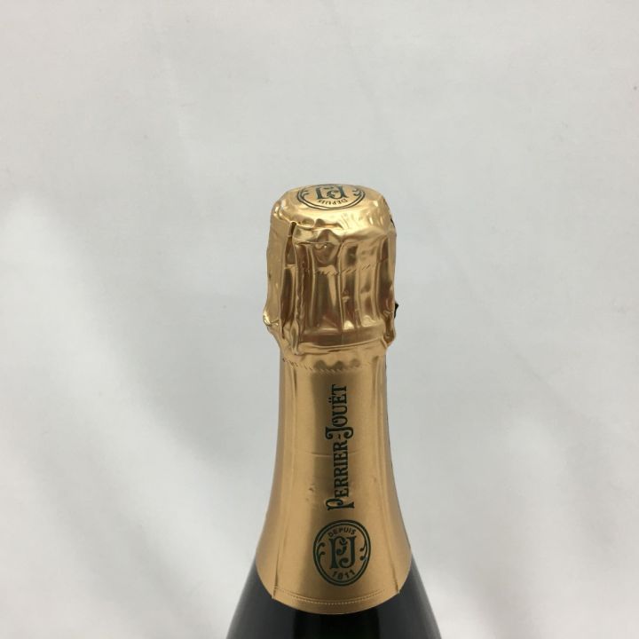 ベルエポック シャンパン ベルエポック 2012 750ml 箱無 未開栓｜中古  