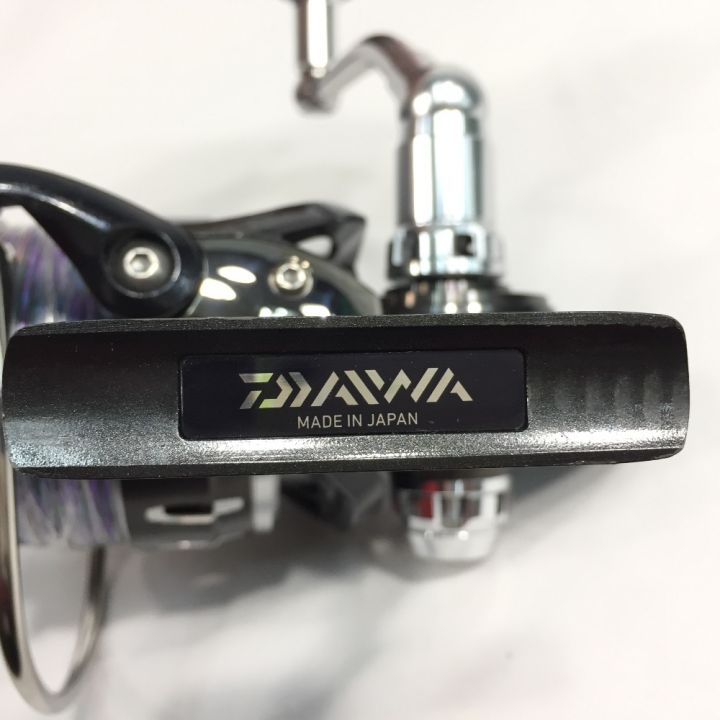 16 Catalina キャタリナ 5000 ダイワ DAIWA 16ｷｬﾀﾘﾅ5000 059575 釣り用品 リール  スピニングリール｜中古｜なんでもリサイクルビッグバン