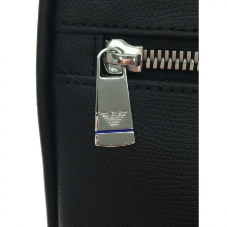  EMPORIO ARMANI エンポリオアルマーニ クラッチバッグ セカンドバッグ ブラック