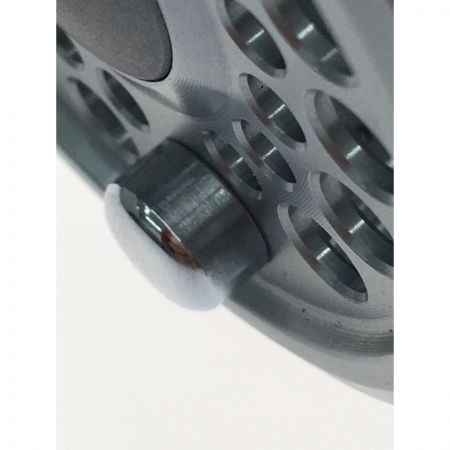  SHIMANO シマノ フライリール FREEsTONE3 シルバー