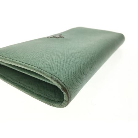  PRADA プラダ レディース 長財布 ラウンドファスナー サフィアーノ  1ML183 グリーン