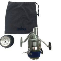 ▼▼ DAIWA ダイワ 釣り用品  スピニングリール  替えスプール付き ベーシア45C  Bランク
