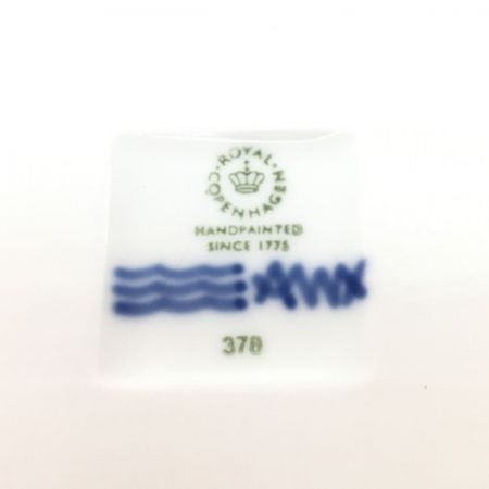  ROYAL COPENHAGEN ロイヤル・コペンハーゲン ブルーフルーテッドメガ レクタンギュラーディッシュ