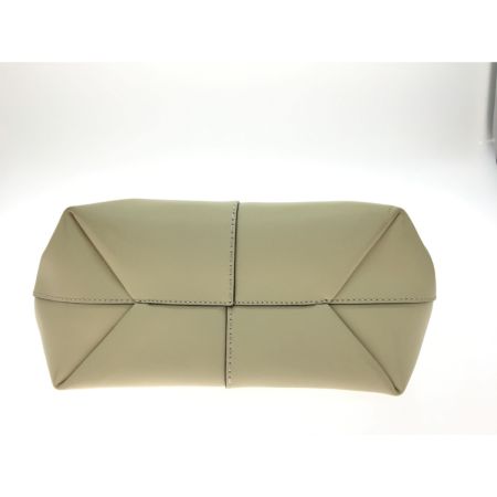  TORY BURCH ショルダー付きハンドバッグ マックグロー 82115 バターミルク