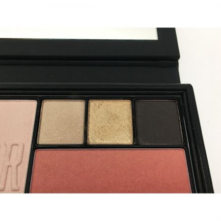  Christian Dior クリスチャンディオール スパークリング クチュール マルチユース パレット