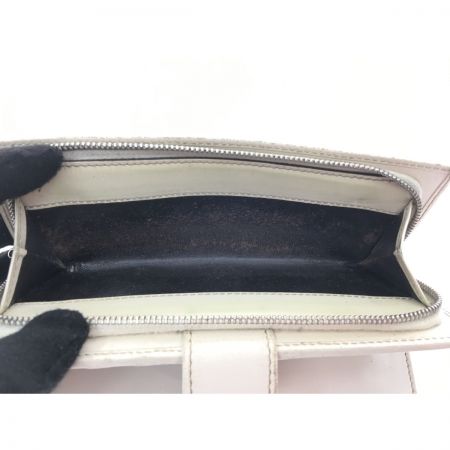 中古】 GUCCI グッチ レディース 二つ折り長財布 GG柄 ジャガード 牛革