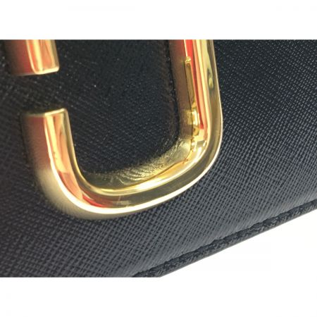  MARC JACOBS マークジェイコブス レディース ショルダーバッグ スナップショット M0012007 ブラック×レッド