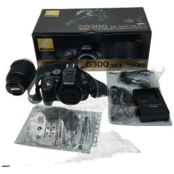 ▼▼ Nikon ニコン デジタル一眼レフカメラ レンズ18-55mm VR KIT DXフォーマット SDカード対応 D5300 Bランク