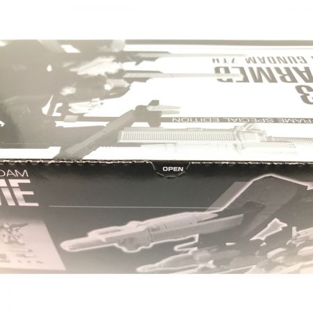  BANDAI Gフレーム 重装フルアーマーガンダム7号機【プレミアムバンダイ限定】