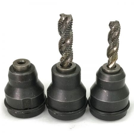  HITACHI 日立 インパクトレンチ タッパ チャック部分破損有 UT14Y グリーン