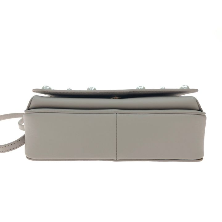 新品 フルラ パール ショルダーバッグ グレージュ  二次会点 FURLA - 新品 フルラ パール ショルダーバッグ グレージュ 二次会点の