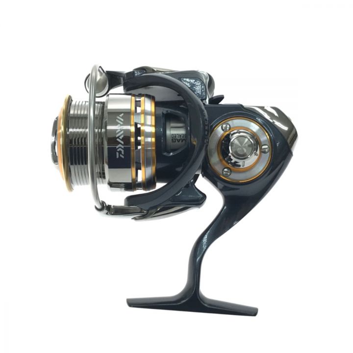 ダイワ スピニングリール CERTATE2506 DAIWA ダイワ スピニングリール CERTATE2506 - 中古その他アイテム