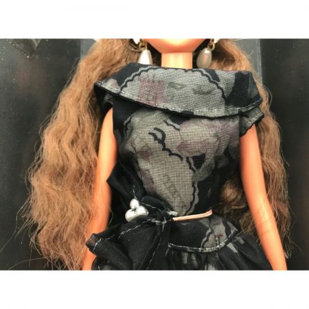   ドール人形 ジェニージェニーフレンドのエリー