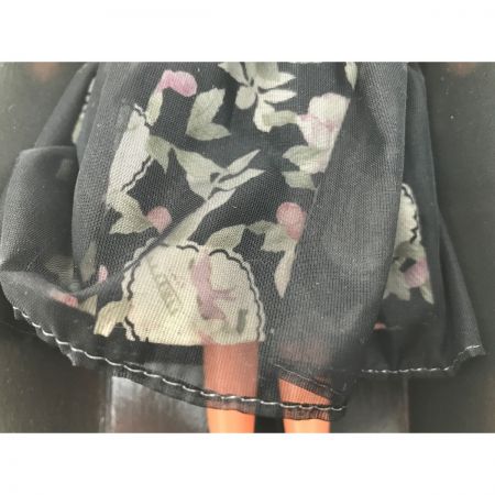   ドール人形 ジェニージェニーフレンドのエリー