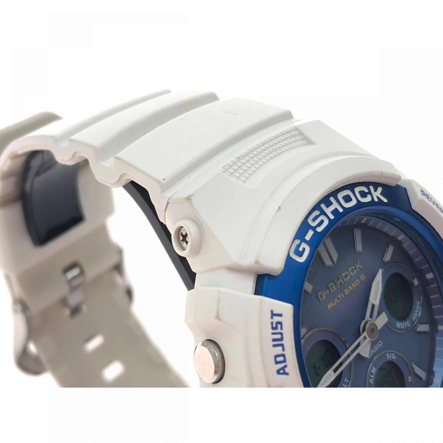 ▼▼CASIO カシオ メンズ腕時計 電波ソーラー G-SHOCK Gショック デジアナ AWG-M100SWB ホワイト×ブルー