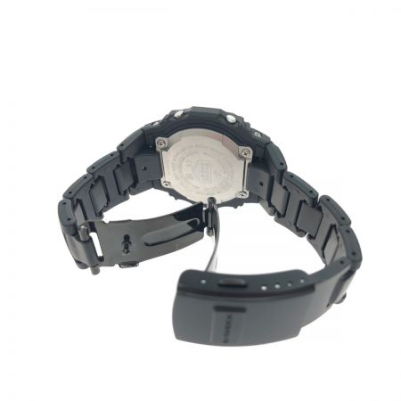  CASIO カシオ メンズ腕時計 電波ソーラー G-SHOCK Gショック デジタル コンポジットバンド スクエア GW-M5610UBC-1JF ブラック