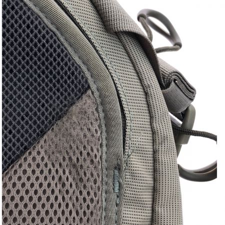  SIMMS シムス フィッシングバッグ  アンビデクストラス・タクティカル・スリングパック