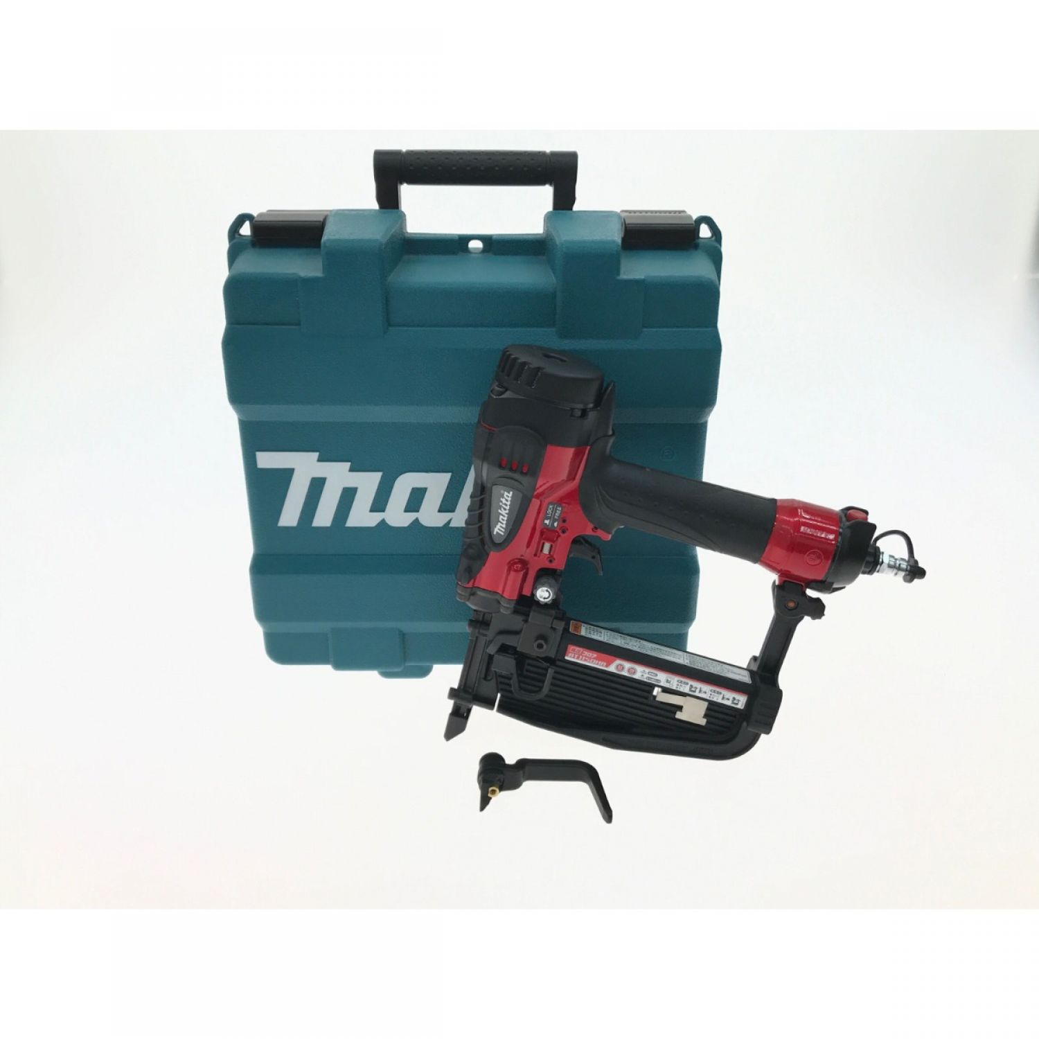 中古】 MAKITA マキタ エアタッカ AT1150HA レッド ケース付 Aランク