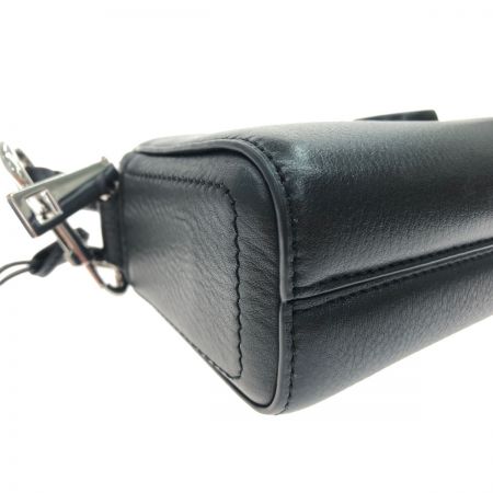  MARC JACOBS マークジェイコブス レディース 斜め掛け シャッター スモール カメラ バッグ M0009474 ブラック