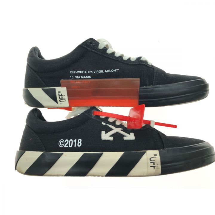 OFF-WHITE メンズ ローカットスニーカー 26.5cm Vulcanized Striped Low Top Sneaker  ブラック｜中古｜なんでもリサイクルビッグバン