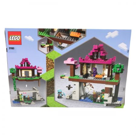   LEGO レゴ マインクラフト 訓練場 21183