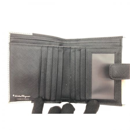  Salvatore Ferragamo サルヴァトーレフェラガモ レディース 二つ折り財布 Wホック  アイボリー