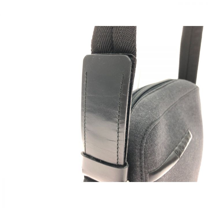 PRADA プラダ ユニセックス ショルダーバッグ LINEA ROSSA