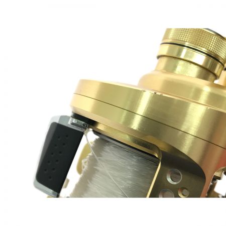  SHIMANO シマノ 15カルカッタコンクエスト 201HG 03440 本体のみ