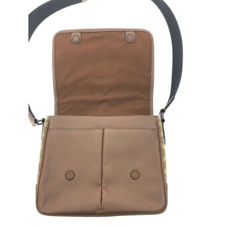  COACH コーチ メンズ トンプソン スモール マップ バッグ シグネチャー ジャカード ウィズ ストライプ アウトレット C9366 ベージュ