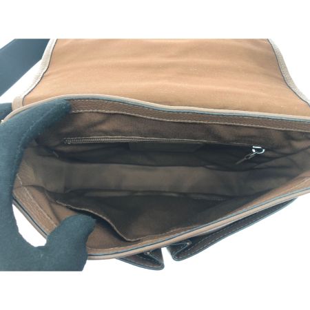  COACH コーチ メンズ トンプソン スモール マップ バッグ シグネチャー ジャカード ウィズ ストライプ アウトレット C9366 ベージュ