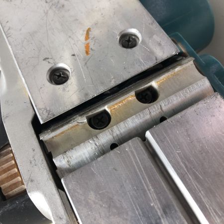 €€ MAKITA マキタ 82mm カンナ KP0800A