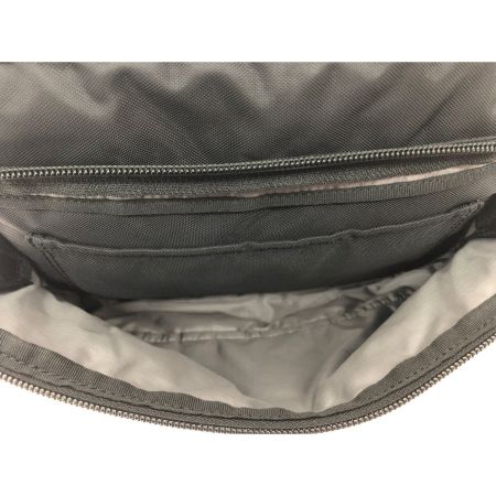  PORTER ポーター ユニセックス 吉田カバン FLASH フラッシュ ショルダーバッグ 斜め掛け 689-05949 ブラック