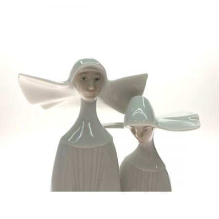 LLADRO リヤドロ インテリア小物 西洋 陶器 修道女 フィギュリン シスター カトリック 祈り 元箱入｜中古｜なんでもリサイクルビッグバン