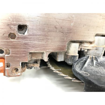  MAKITA マキタ 電動工具 コードレス式 18V 125mm 充電式マルノコ 丸のこ 本体のみ HS471D グリーン