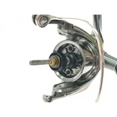  SHIMANO シマノ スピニングリール 22ステラ C3000MHG 043917