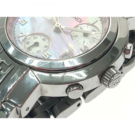  FENDI フェンディ レディース腕時計 クオーツ クロノグラフ バックル緩み有 061-4500L-938 ピンクシェル 