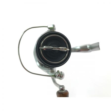  SHIMANO シマノ スピニングリール 19STRADIC 3000MHG  04021