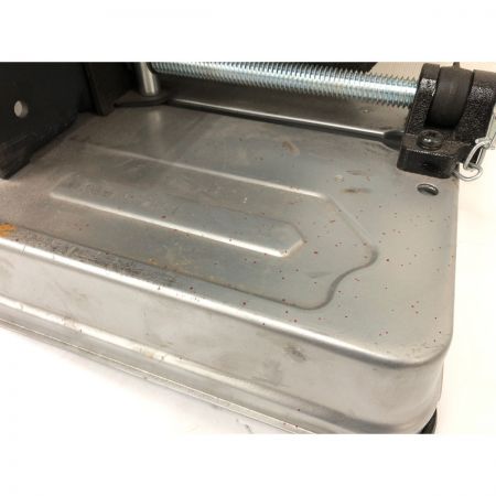  MAKITA マキタ 電動工具 高速切断機 14型切断機 コード式 100V 2024年製 本体のみ 2414B ブルー