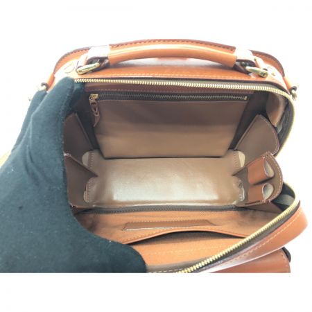  ITAGAKI レディース 3WAYバッグ タンニンなめし サドルバッグ ショルダー リュック 保護クリーム付 E542 A5 ブラウン