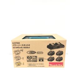 ▼▼ MAKITA マキタ パワーソースキット2 充電器DC18RD＋18V 充電池BL1860B 4個セット A-67094 Nランク