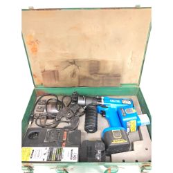 ▼▼ CACTUS カクタス コードレス式 12V 充電式 圧着機 クリンプボーイ 充電器・充電池3個・ダイス・ケース付 EV-150DX ブルー Bランク