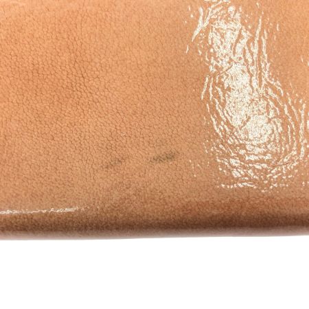  Margaret Howell マーガレットハウエル レディース 長財布 アトランティック ゴート 山羊革 エナメル加工 L字ファスナー アーモンド