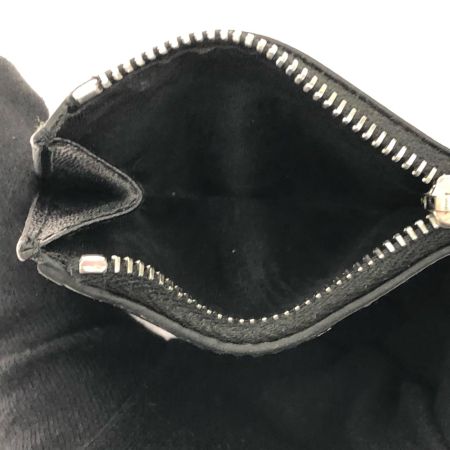  PRADA プラダ レディース 二つ折り財布 サフィアーノ トライアングル コンパクトウォレット 1ML050 ブラック