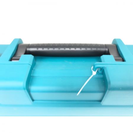  MAKITA マキタ 電動工具 コードレス式 40V 充電式マルチツール 急速充電器・バッテリー2個・ケース付 TM001GRDX