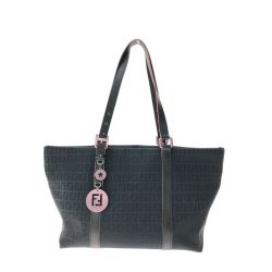 ▼▼ FENDI フェンディ レディース トートバッグ ズッカ柄 ズッキーノ バッグチャーム キャンバス 8BH215-HJE ブラック Bランク