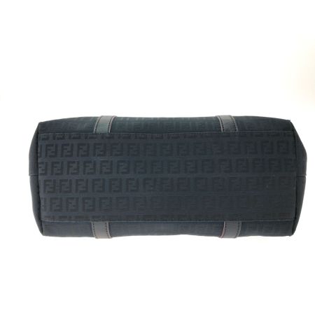  FENDI フェンディ レディース トートバッグ ズッカ柄 ズッキーノ バッグチャーム キャンバス 8BH215-HJE ブラック