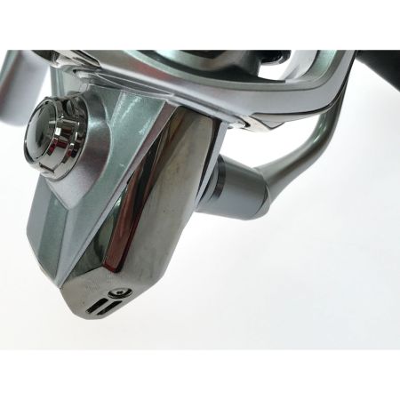  SHIMANO シマノ スピニングリール 19ストラディック 4000MHG 04023