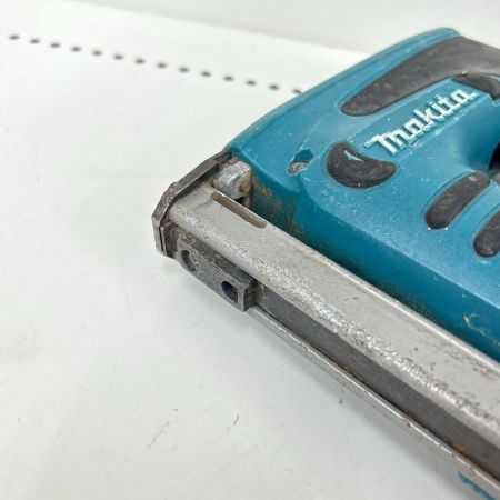  MAKITA マキタ 電動タッカ コードレス式 10mm 14.4v ST110D ブルー