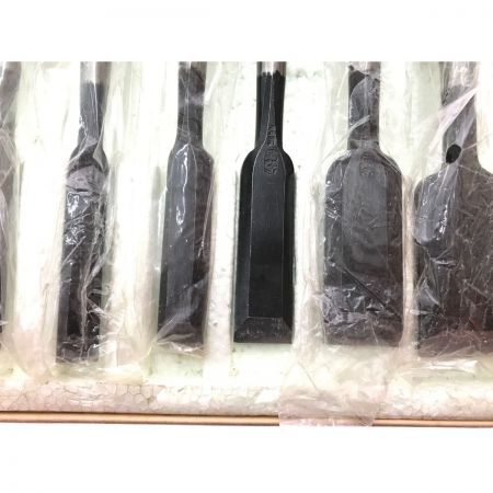   大工道具 のみ ノミ 一文字助守 別誂追入組鑿 10本セット ☆